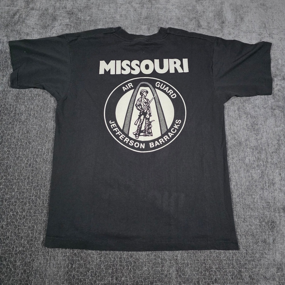 Vtg Fruit of the Loom Missouri Air Guard Jefferson Barracks T-Shirt Mens L Union